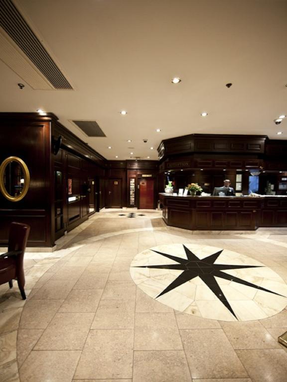 Sachsenwald Hotel Райнбек Екстериор снимка