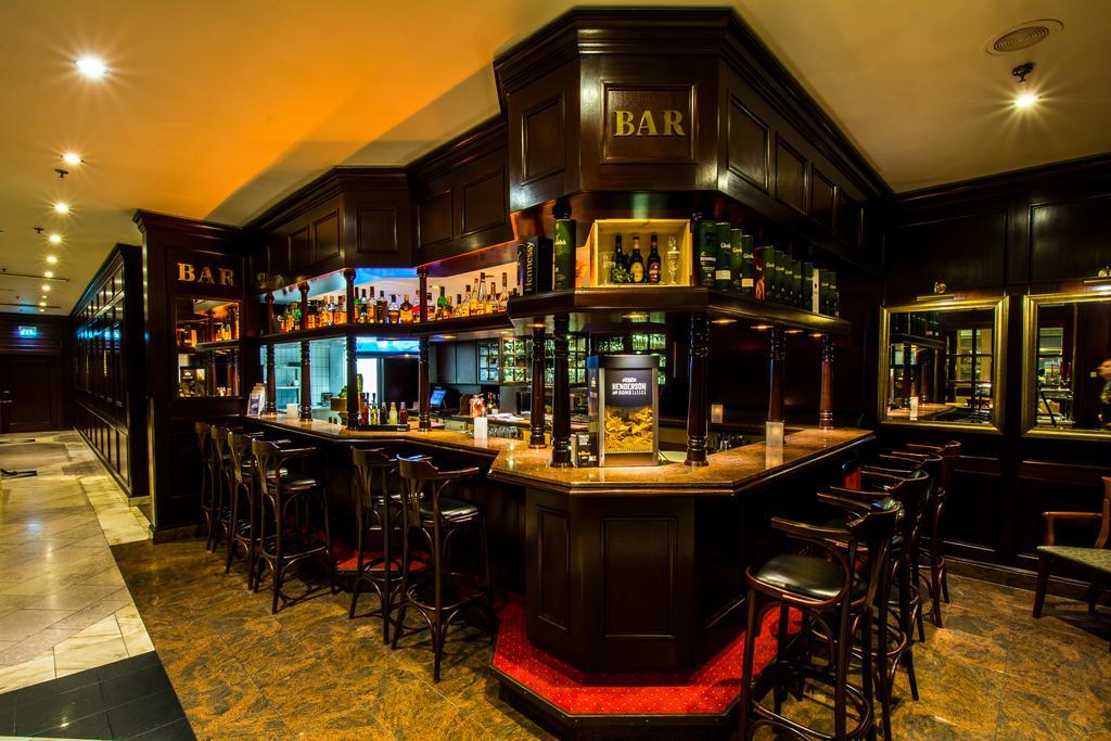 Sachsenwald Hotel Райнбек Екстериор снимка